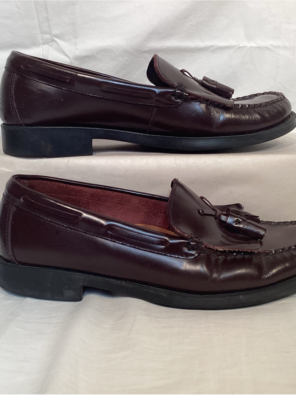 G H Bass Weejuns Marietta Women’s Burgundy Tassel Kiltie Loafers Size 9 - Picture 3 of 9